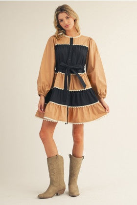 Bracelet puff sleeves color block skater dress