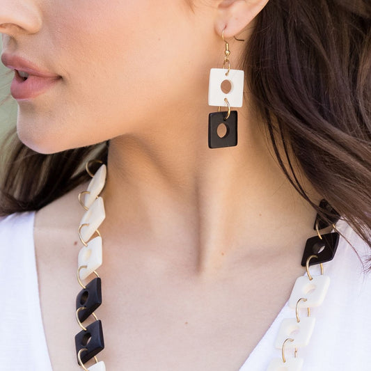 Omala Modern Monochrome Earrings - Open Squares